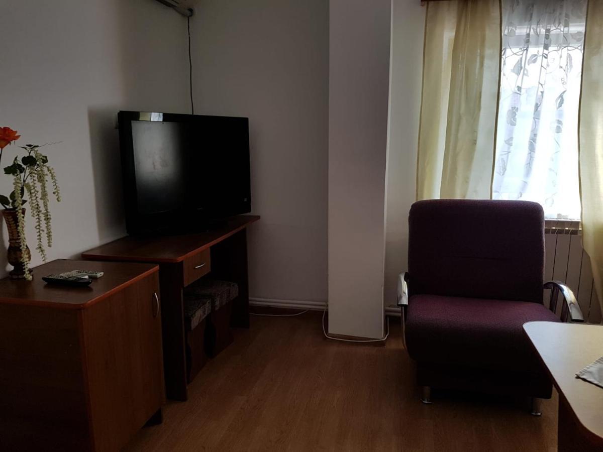 Pensiune Restaurant Arconi Navodari Bagian luar foto