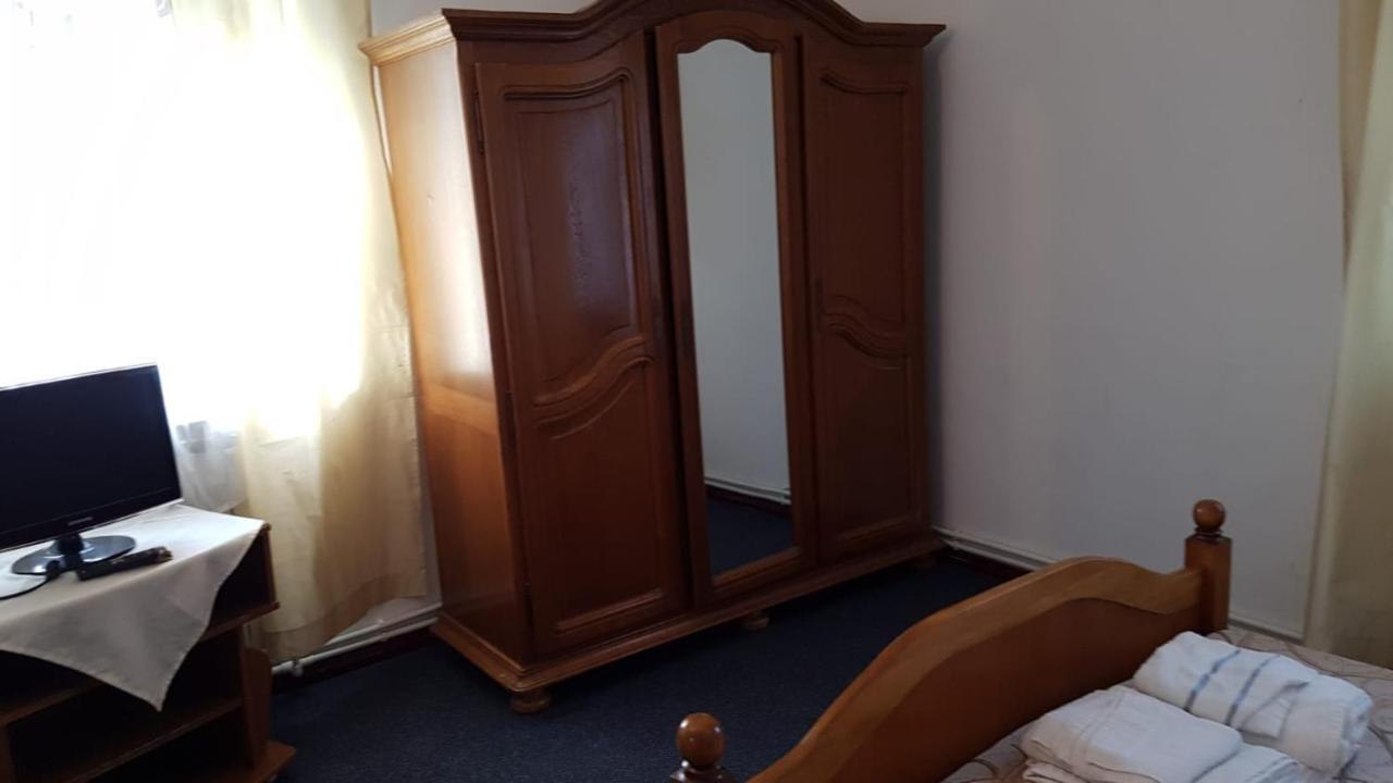 Pensiune Restaurant Arconi Navodari Bagian luar foto