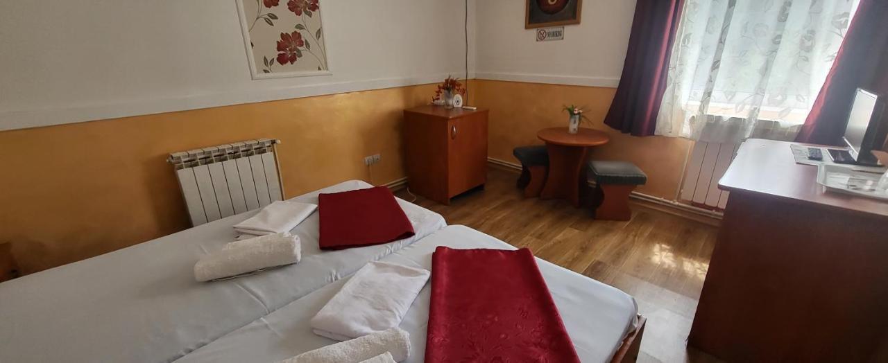 Pensiune Restaurant Arconi Navodari Bagian luar foto