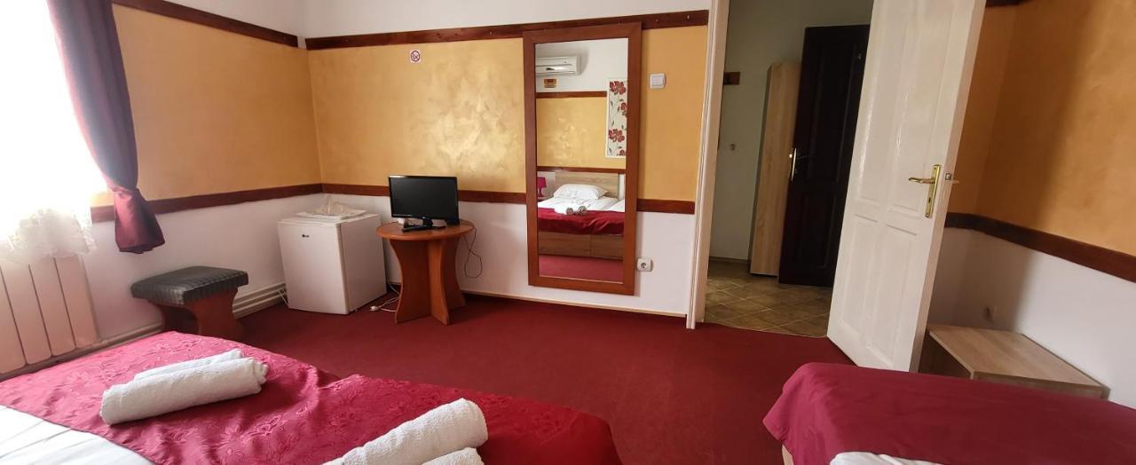 Pensiune Restaurant Arconi Navodari Bagian luar foto