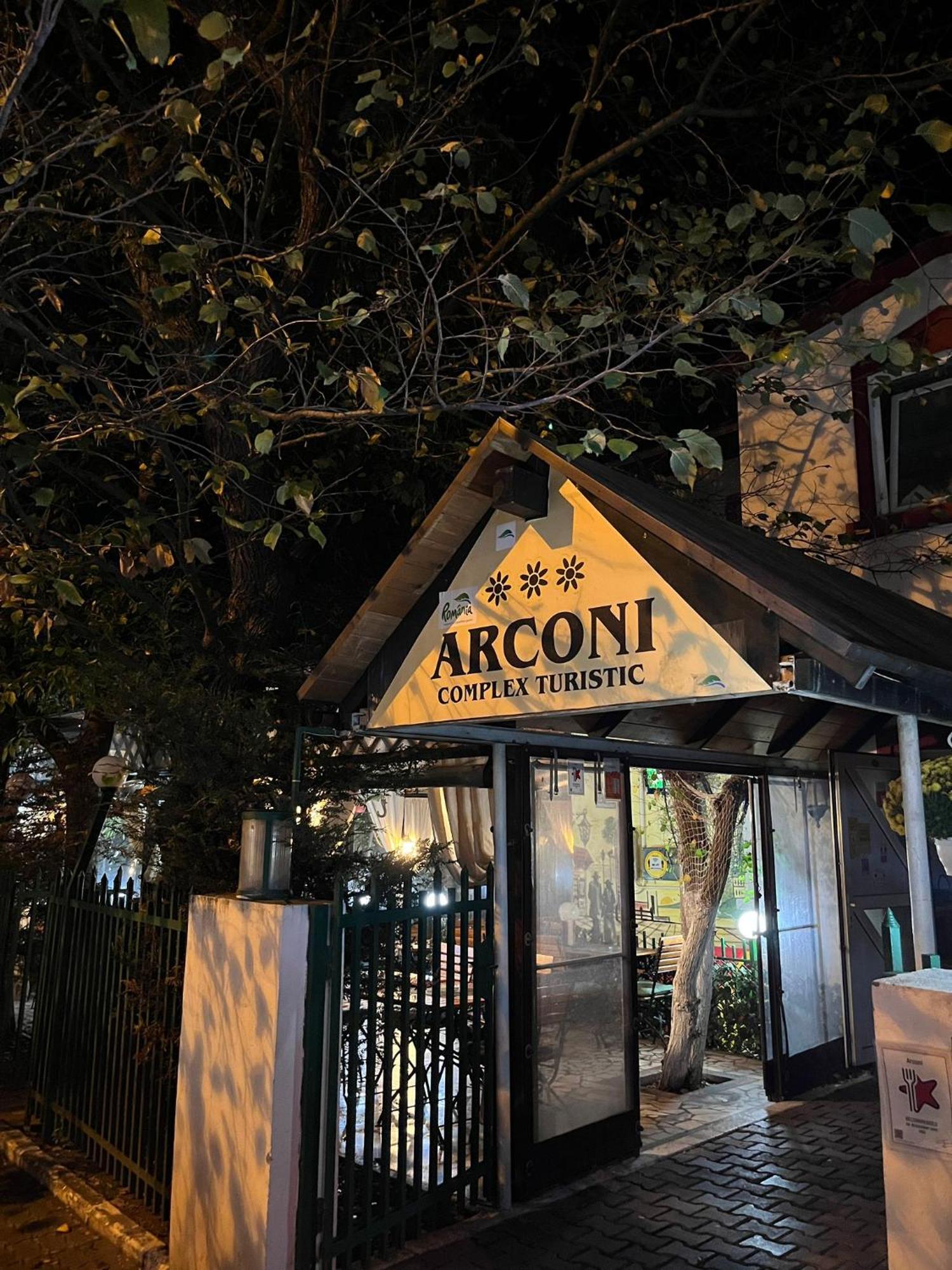 Pensiune Restaurant Arconi Navodari Bagian luar foto
